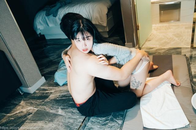 SonSon (손손) - Massage girl